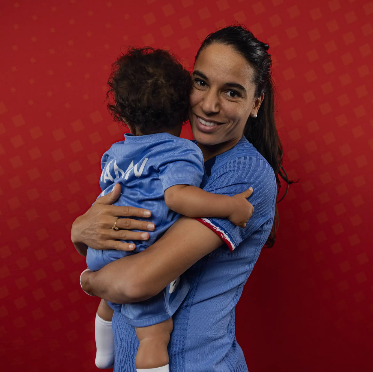 FIFA｜ FIFA发布保护女性球员和教练员的监管框架概述